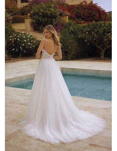 Vestidos de novia TOUCHE White One Tiendas Sedka Novias