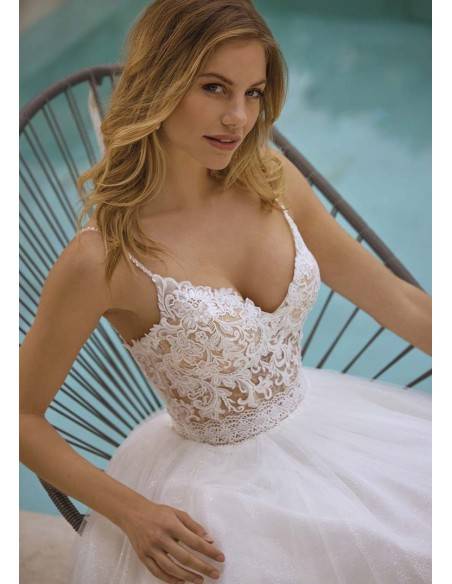 Vestidos de novia TOUCHE White One Tiendas Sedka Novias