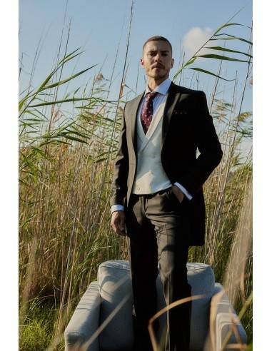 Groom suits SEDKA 18-4 by Roberto Vicentti