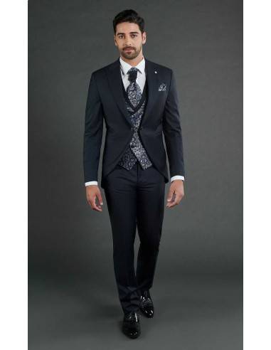 Groom suits 16.24.301 by Roberto Vicentti