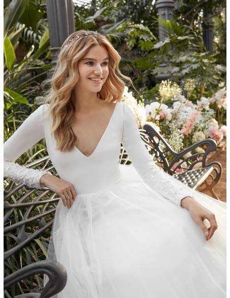 La Sposa Wedding Dresses