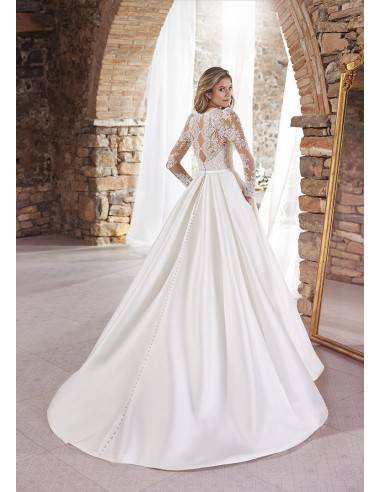 Amol Wedding Dress by White One — Bridal Rogue Gallery