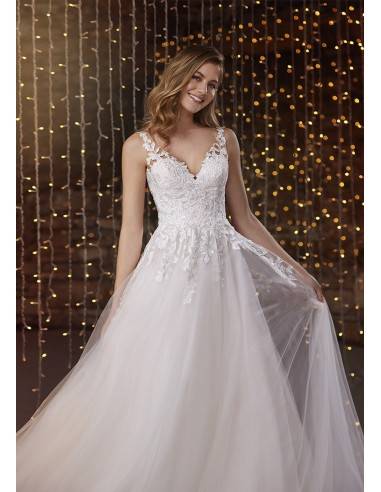 Wedding dress FITIAVANA - WHITE ONE