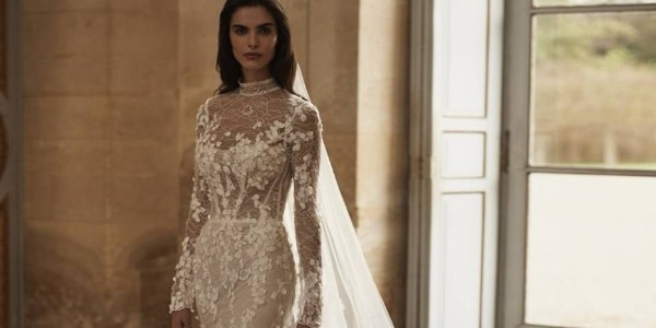 Vestidos de novia para el invierno: ¡que el frío no apague tu brillo!