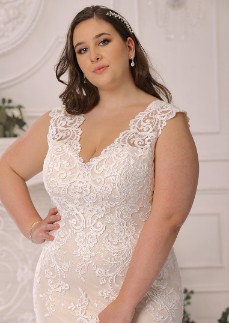 Vestidos de novia LS422054 - Curvy