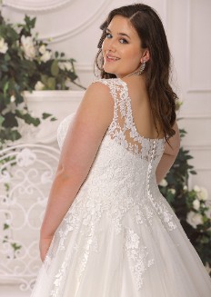 Vestidos de novia LS422059 - Curvy