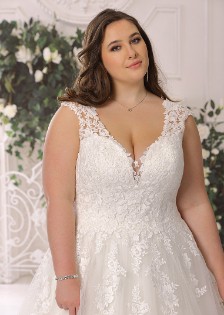 Vestidos de novia LS422059 - Curvy