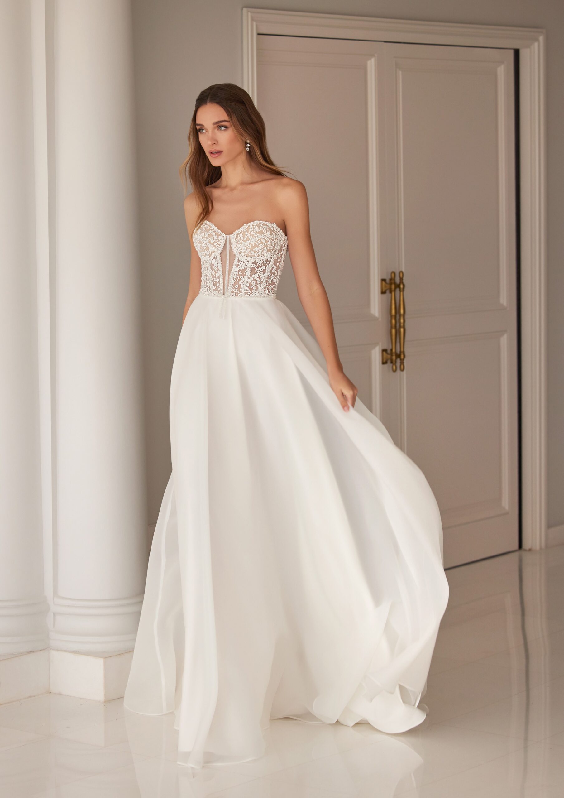 Vestidos de novia SARADA - San Patrick
