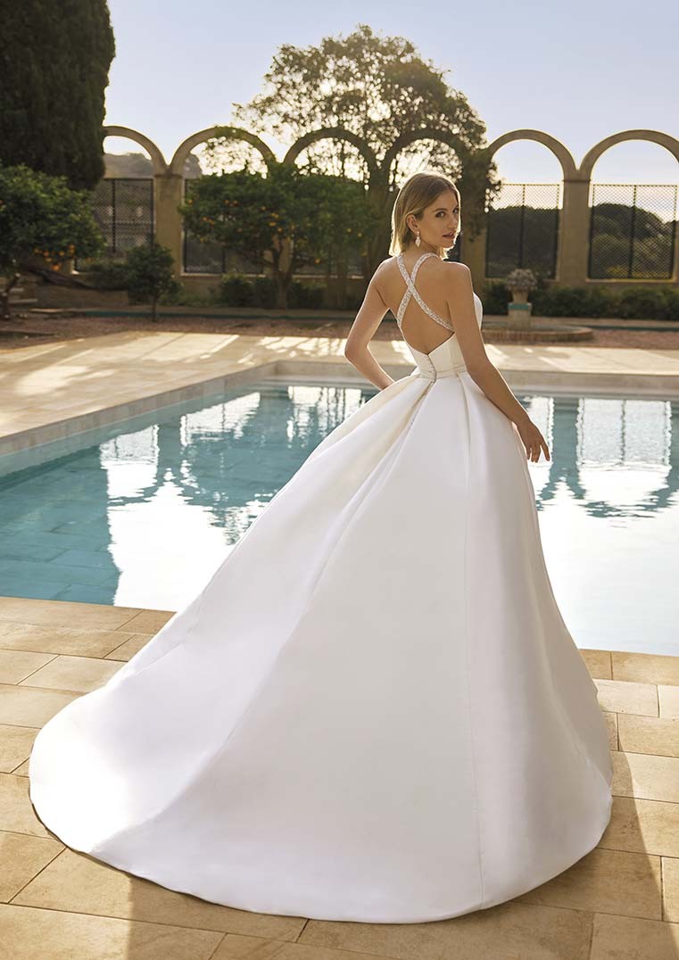 Vestidos de novia SWING - White One