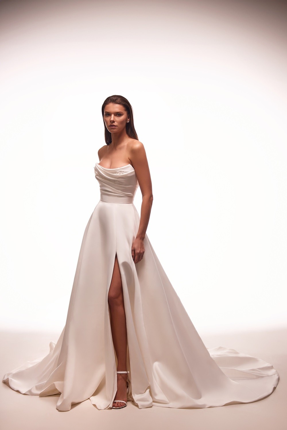 Vestidos de novia Cesara - MILLA NOVA