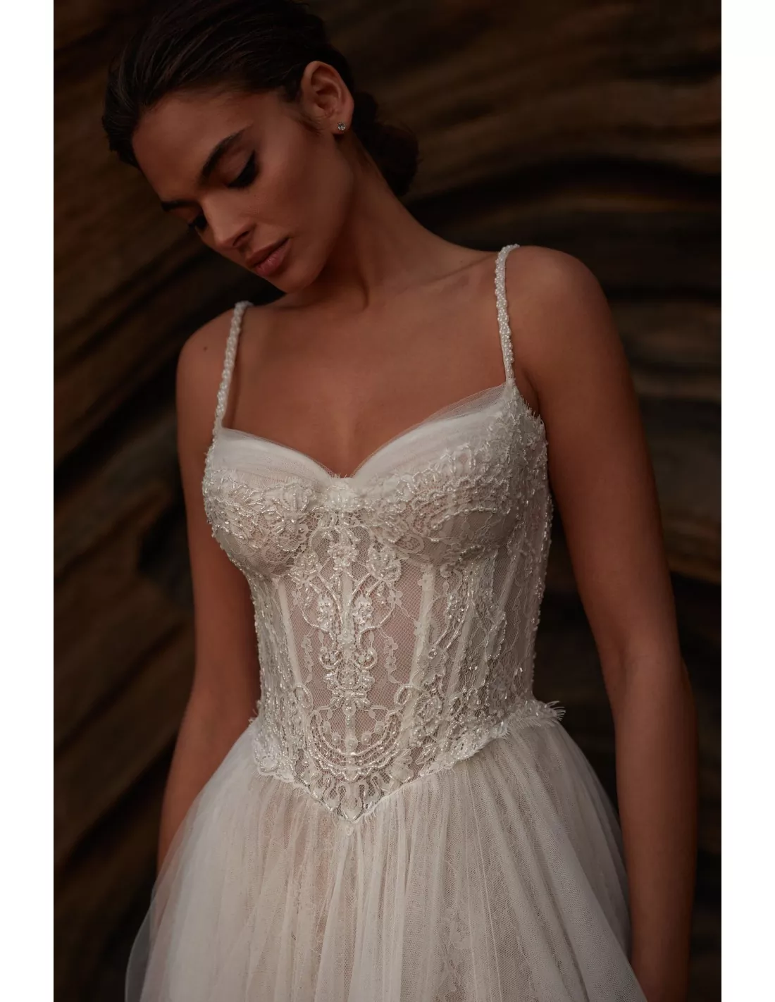 vestidos-de-novia-eloria-milla-nova 