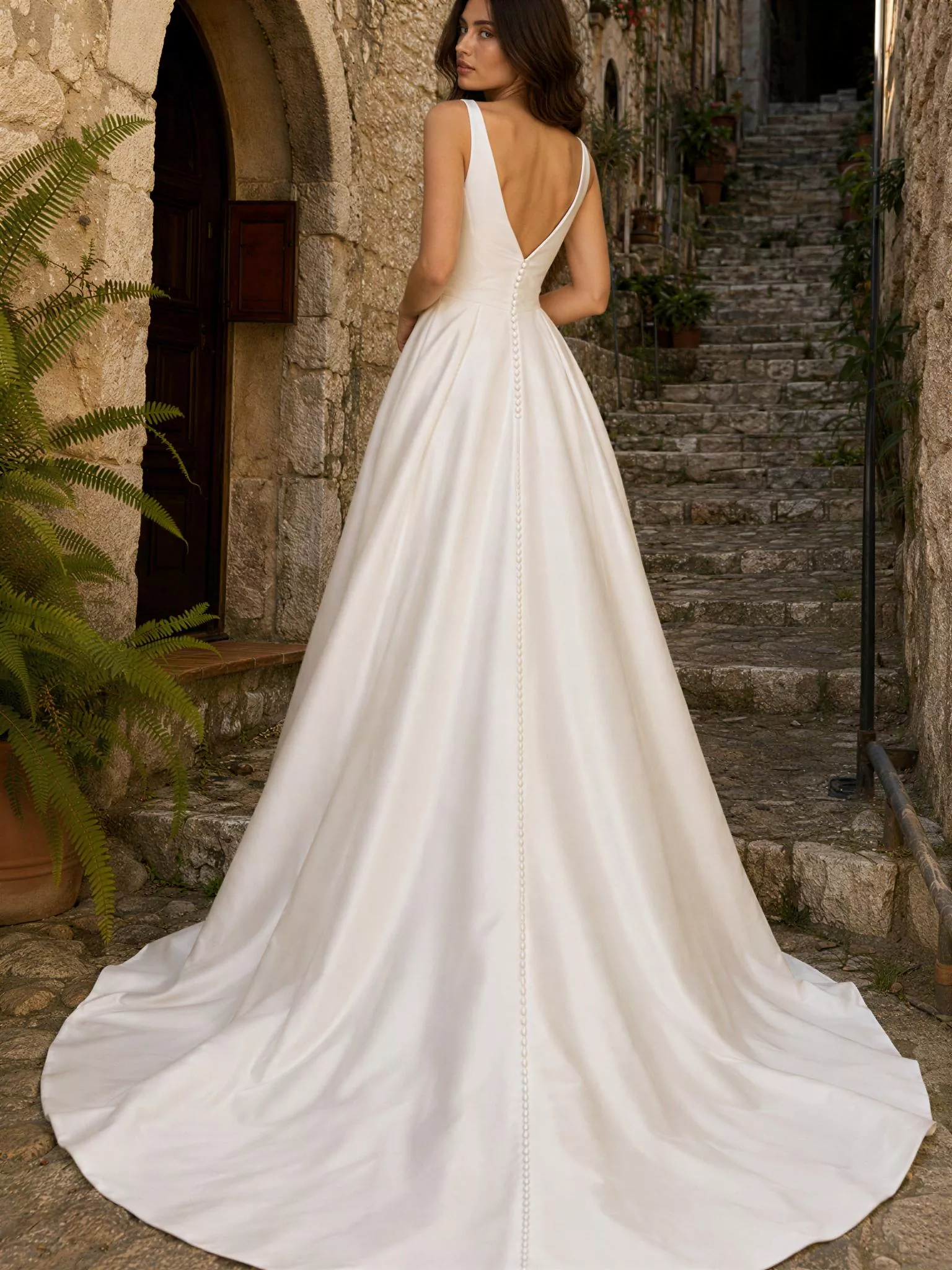 vestido-novia-azahar-sedkastudio-crepé-escoterecto-espaldaenv-sedkanovias