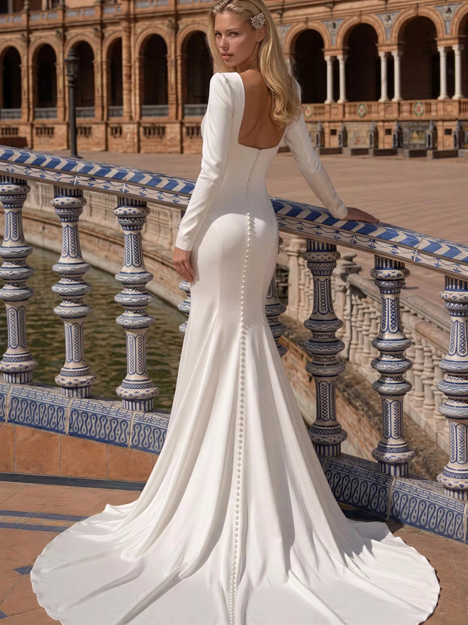 vestido-novia-baeza-sedkastudio-crepé-escoterecto-espaldarecta-sedkanovias