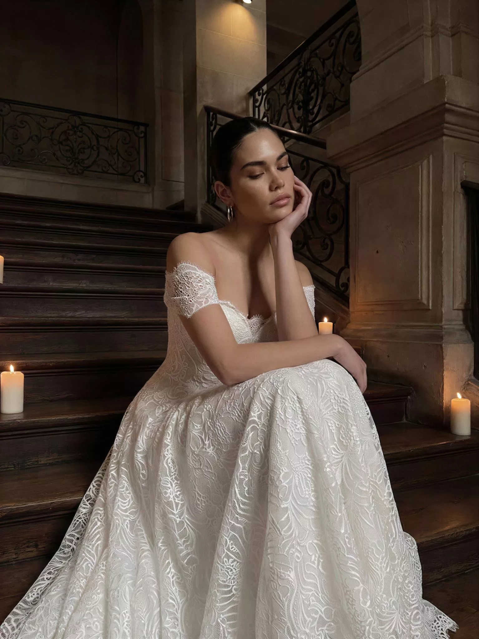 vestido-novia-cobalto-sedkaatelier-crepé-escotecorazón-espaldaenv-editorial-sedkanovias