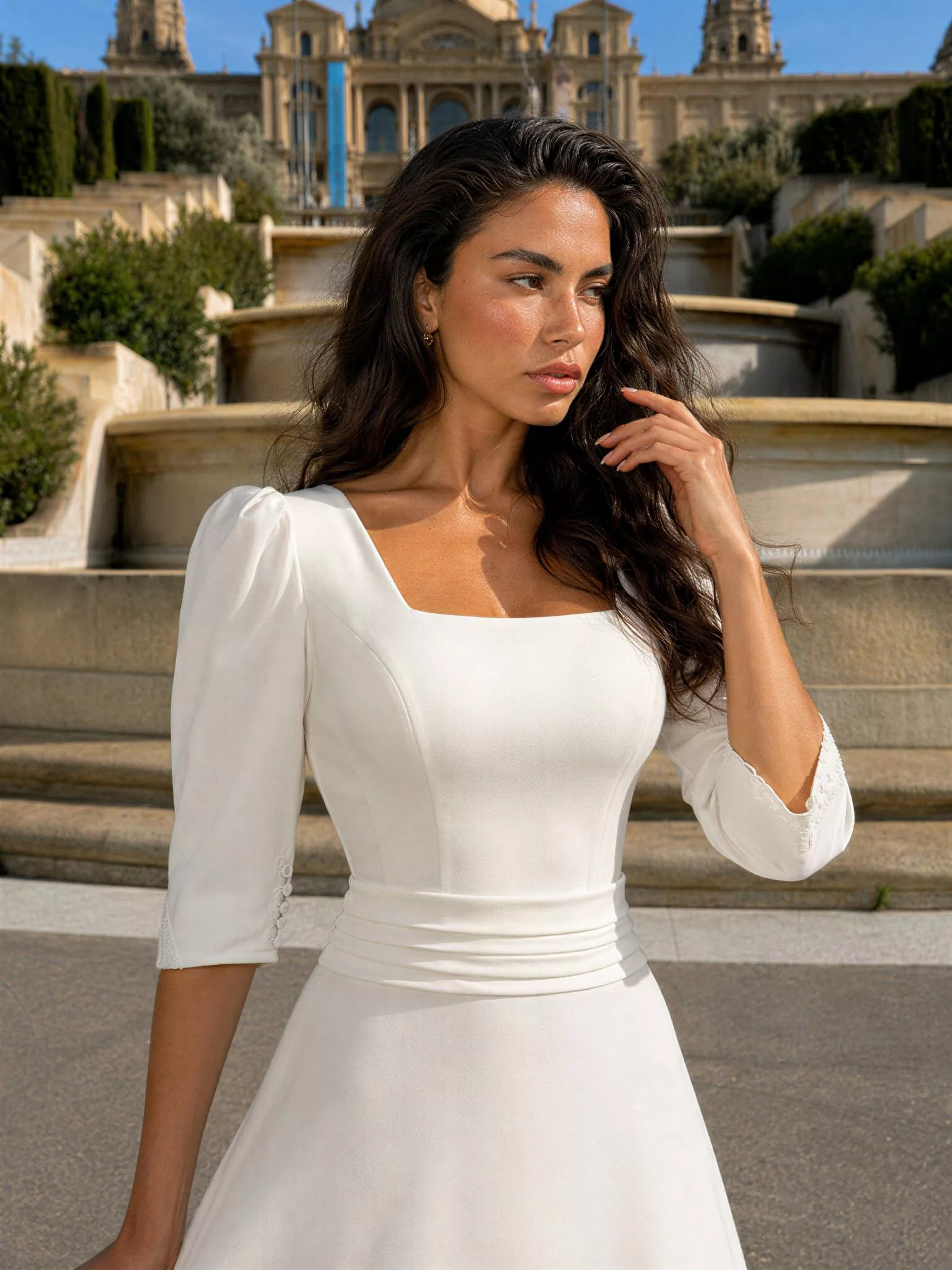 vestido-novia-delta-sedkastudio-crepé-escoterecto-espaldarecto-detalle-sedkanovias