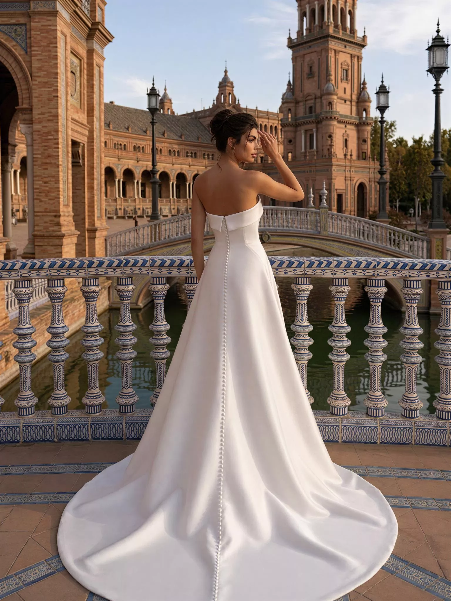 vestido-novia-halia-sedkaatelier-crepé-escotepalabradehonor-espaldarecta-sedkanovias