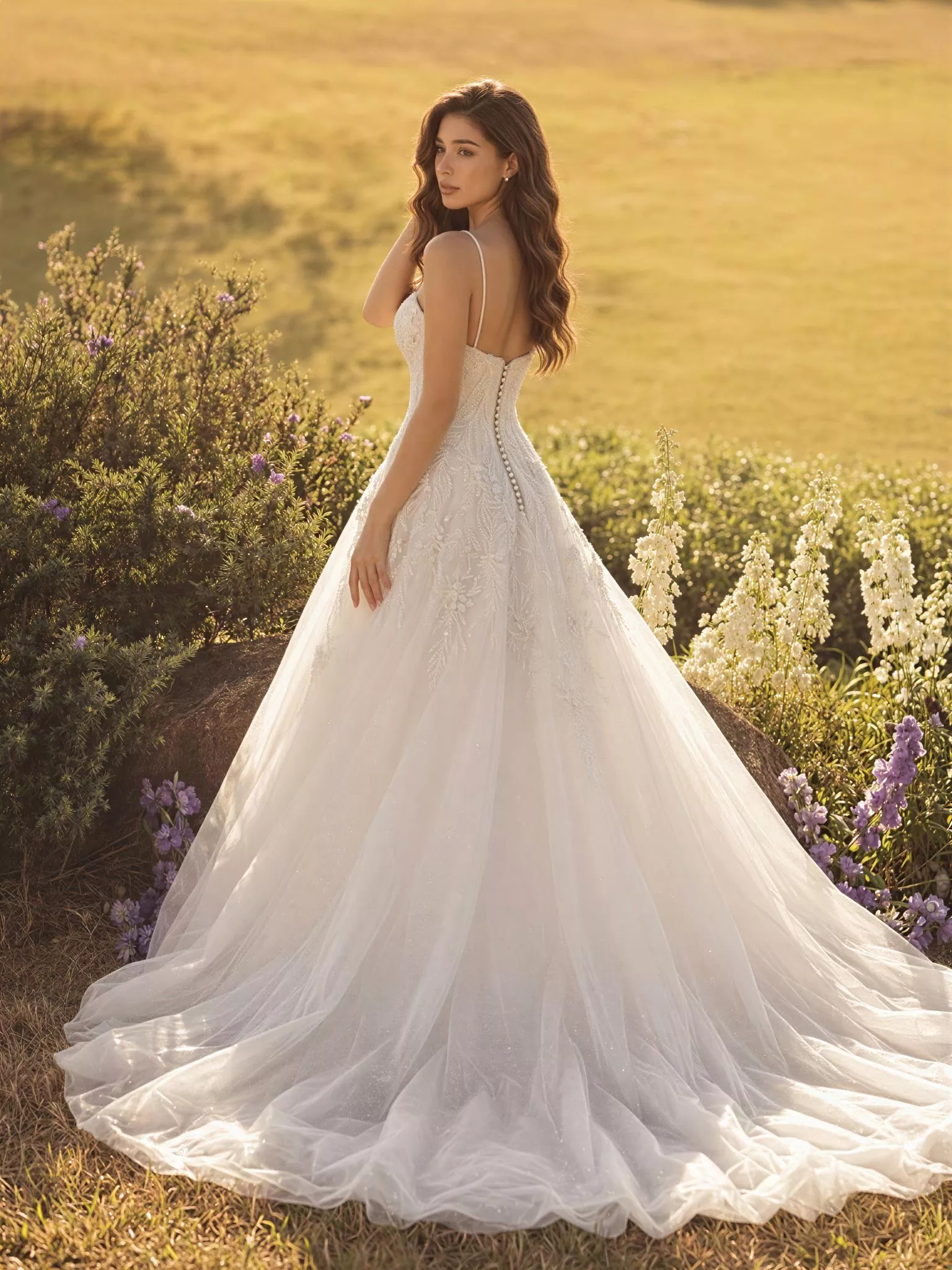 vestido-novia-hercula-sedkaatelier-encaje-escotecorazón-espaldarecta-sedkanovias