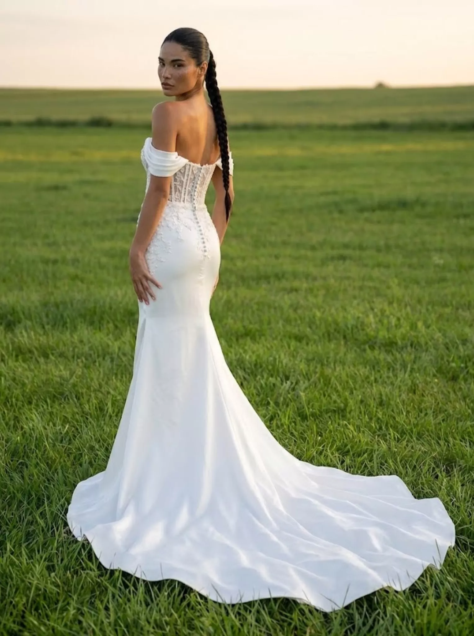 vestido-novia-itara-sedkaatelier-encaje-escotecorazón-espaldarecta-sedkanovias