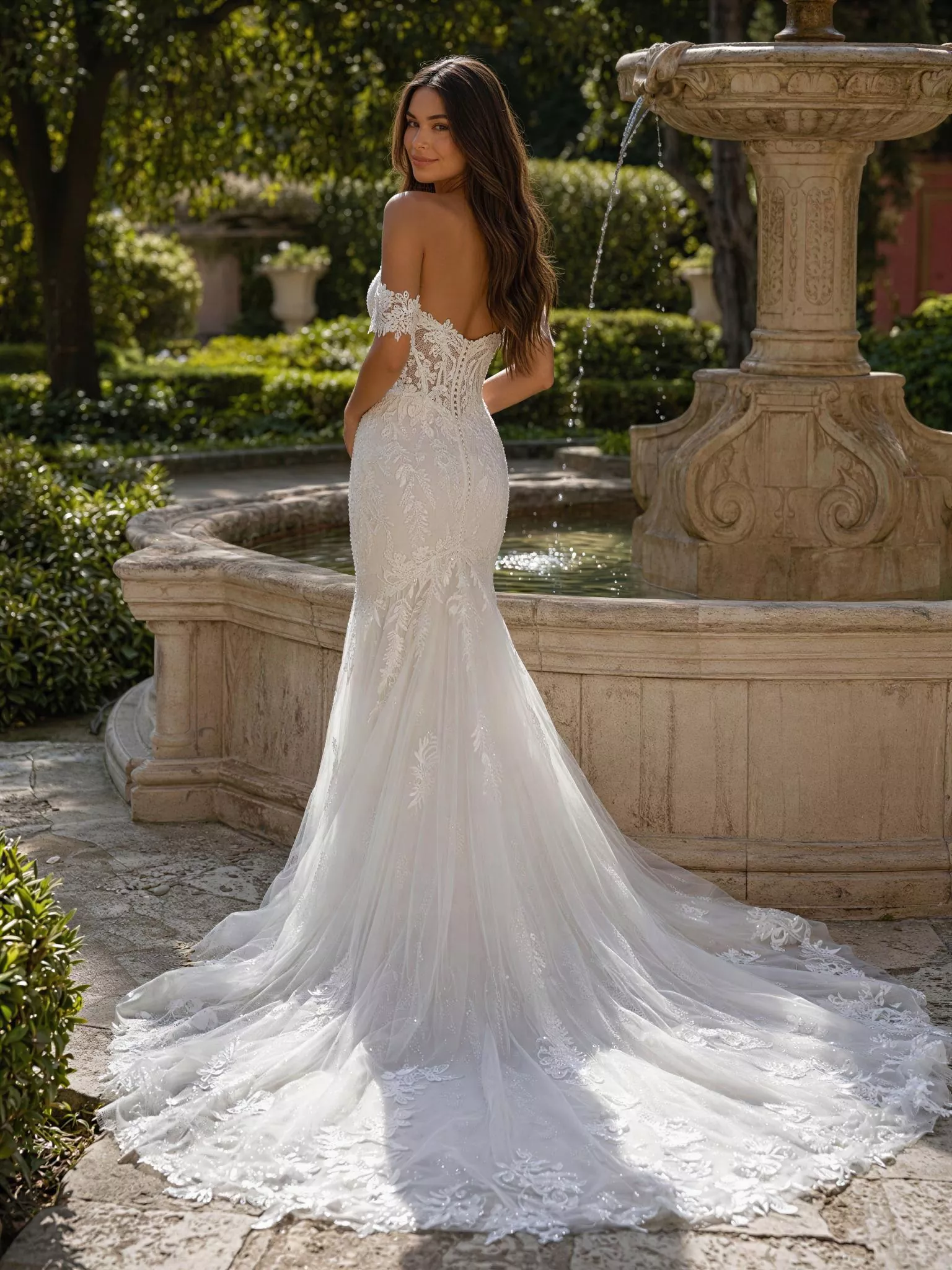vestido-novia-lua-sedkaatelier-encaje-escotecorazón-espaldaenv-sedkanovias