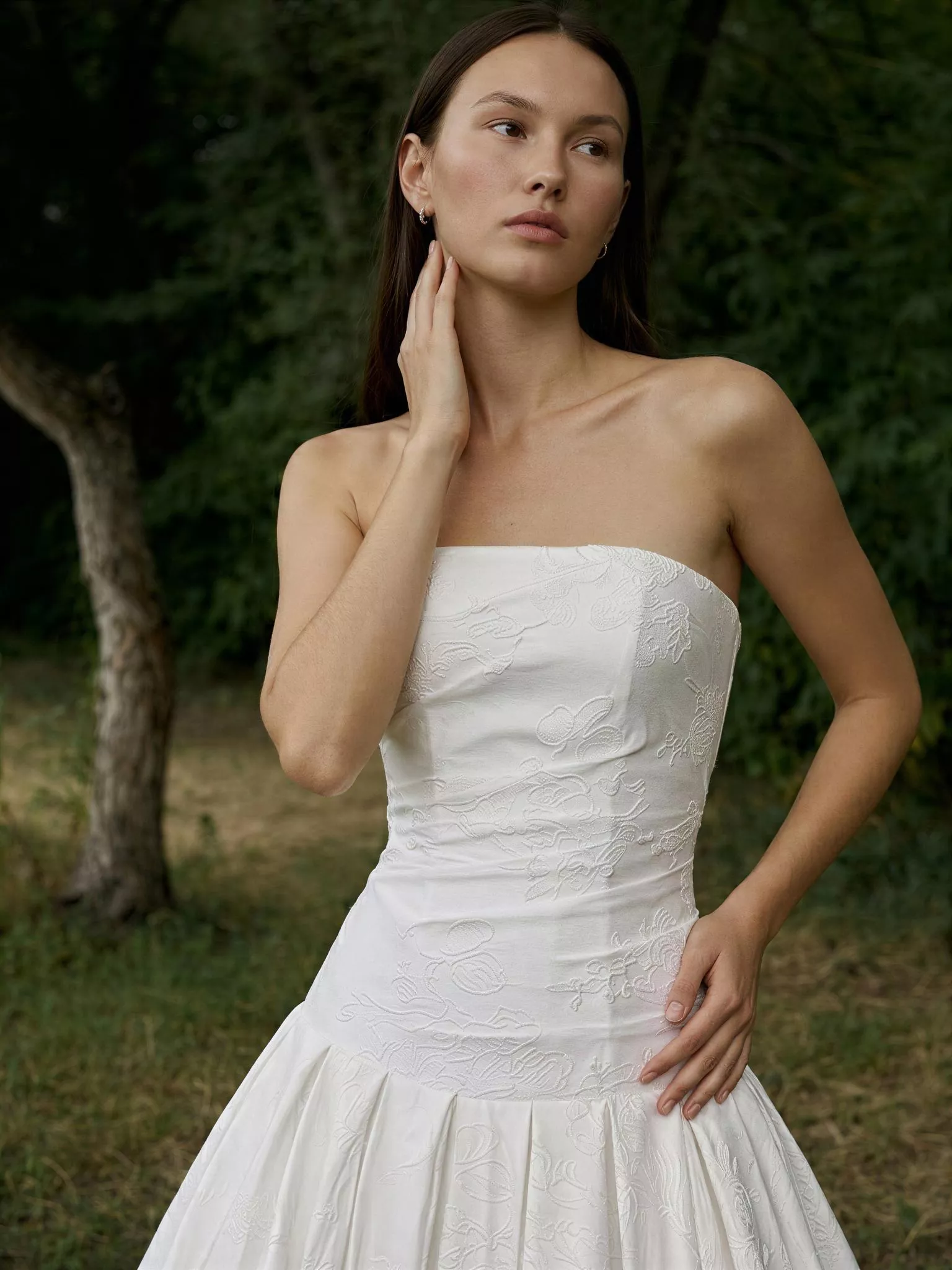 vestido-novia-picota-sedkastudio-crepé-escotepalabradehonor-espaldaenv-detalle-sedkanovias