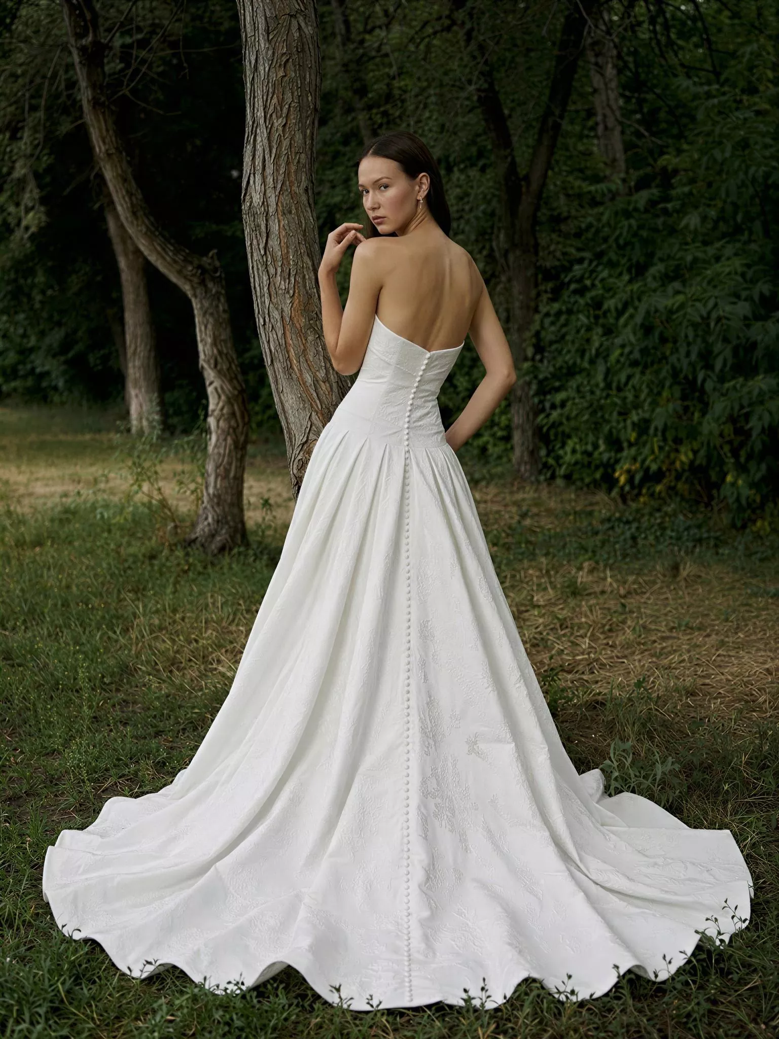 vestido-novia-picota-sedkastudio-crepé-escotepalabradehonor-espaldaenv-sedkanovias
