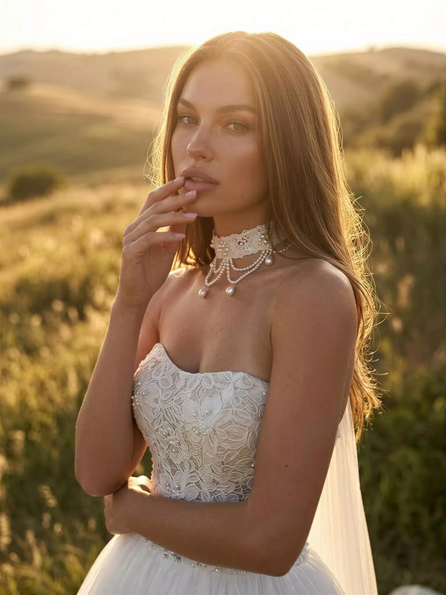 vestido-novia-solevi-sedkaatelier-escotecorazón-espaldarecta-detalle-sedkanovias