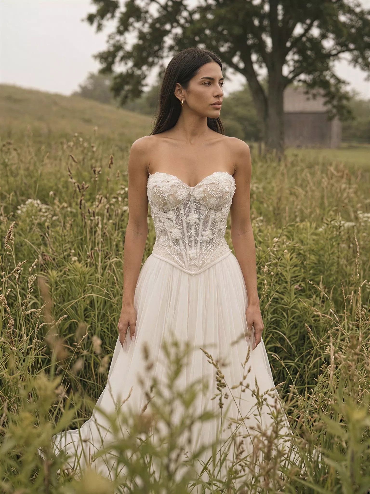 vestido-novia-vela-sedkaatelier-escotecorazón-espaldaenv-editorial-sedkanovias
