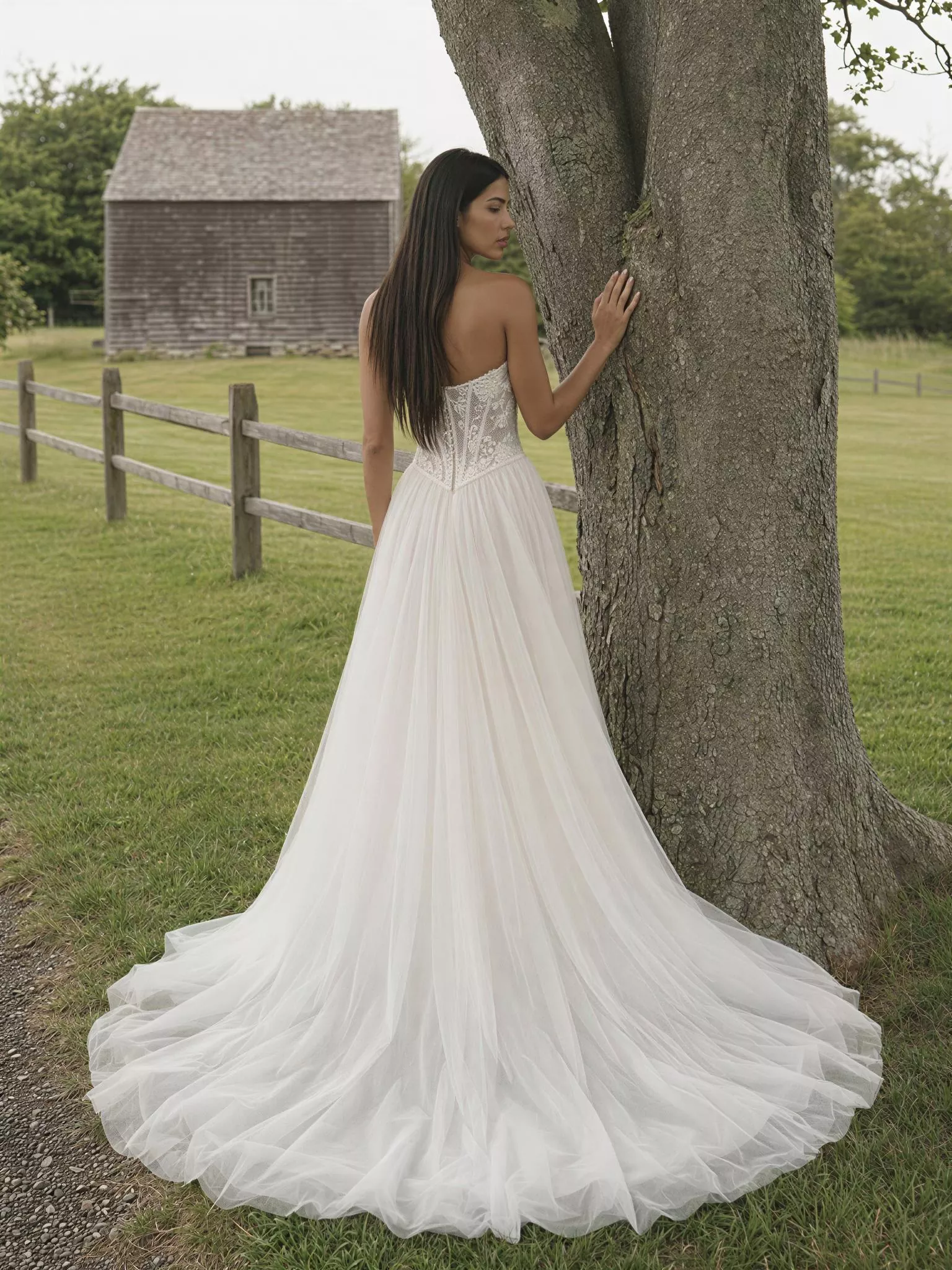 vestido-novia-vela-sedkaatelier-escotecorazón-espaldaenv-sedkanovias