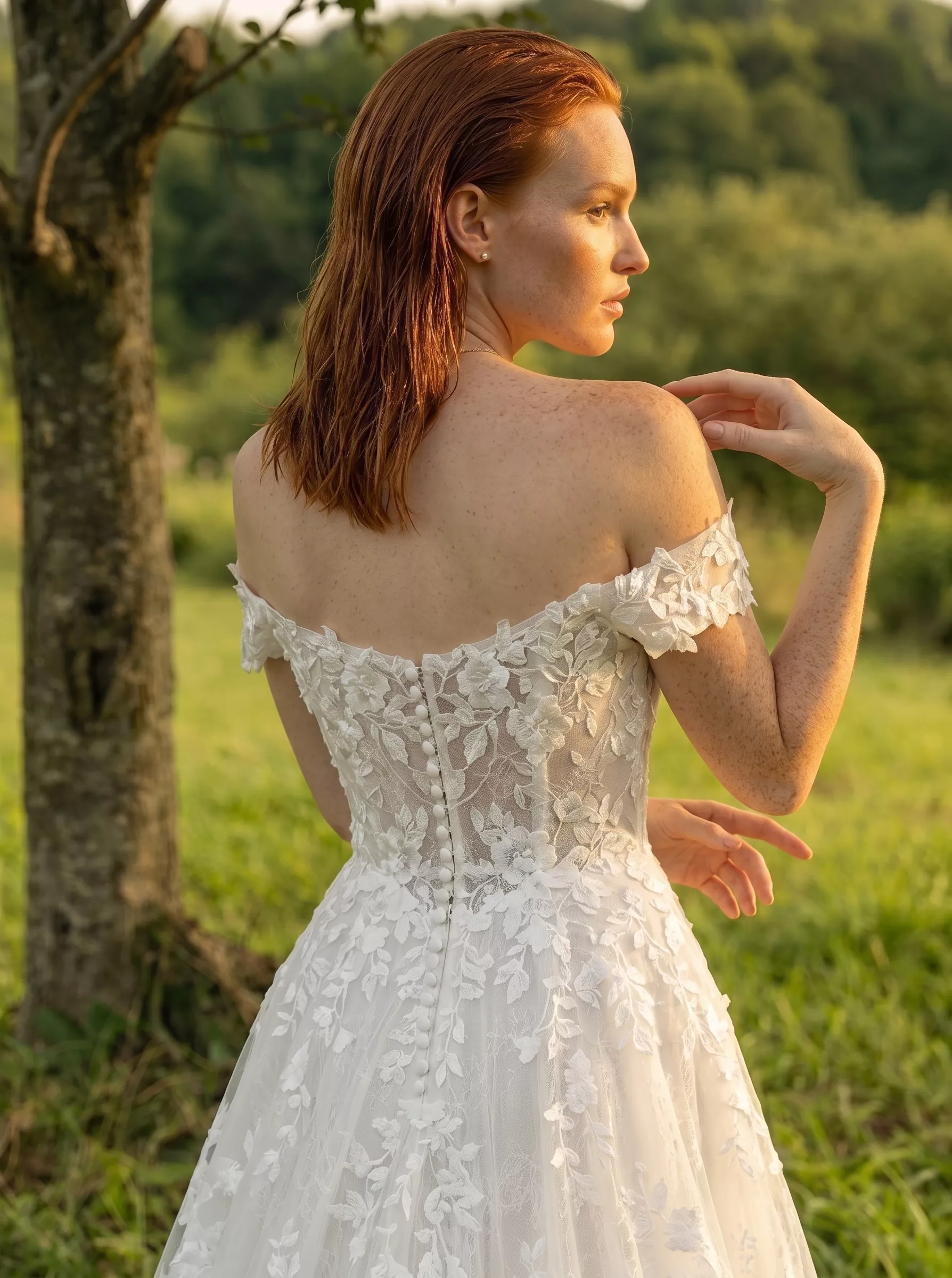 vestido-novia-violeta-sedkaatelier-escotecorazón-espaldarecta-sedkanovias
