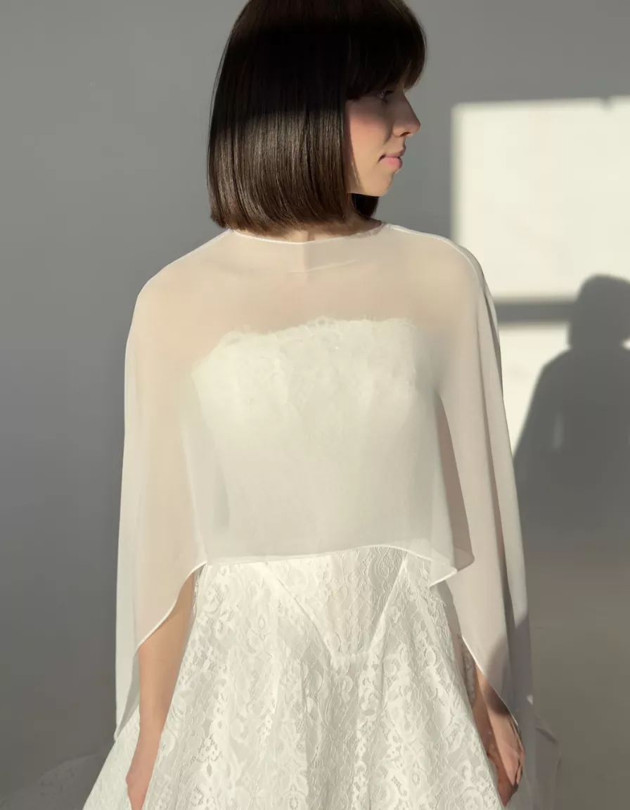 vestido-novia-amalia-millanova-escotepalabradehonor-espaldarecta-sedkanovias