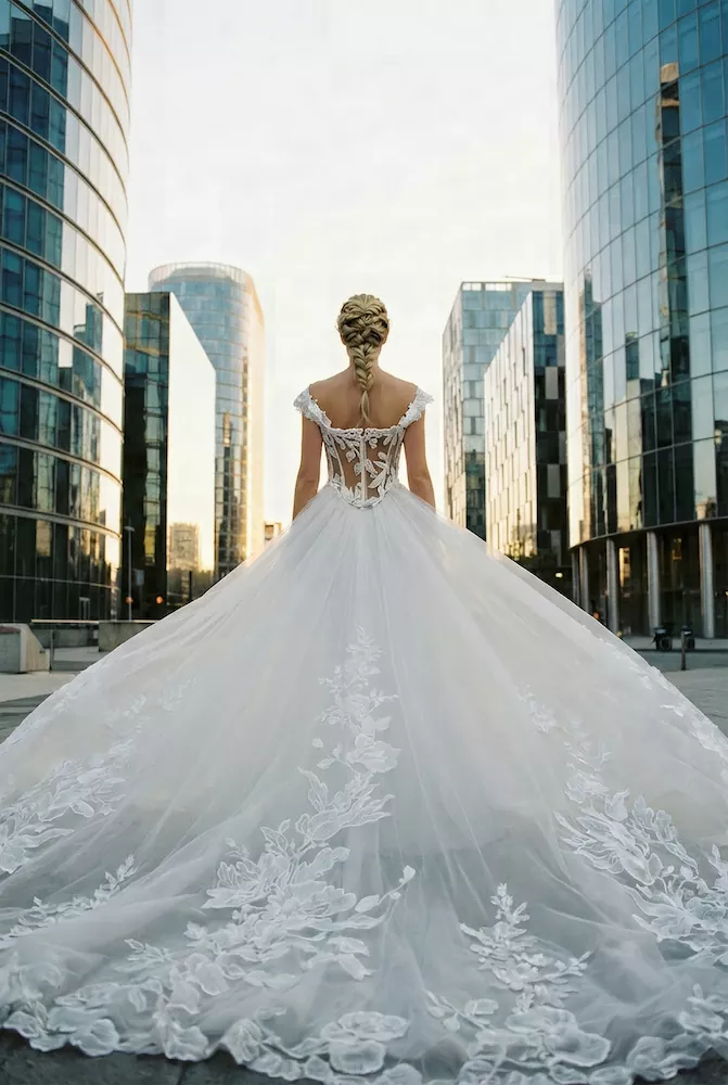 vestido-novia-inmaculada-escotepalabradehonor-espaldaenv-sedkanovias3