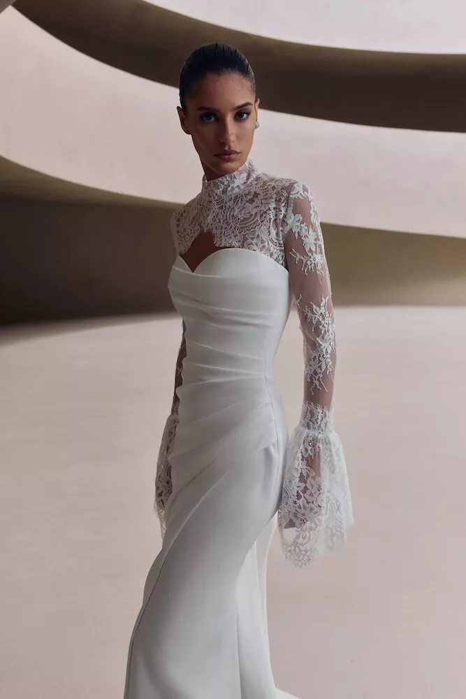 vestido-novia-liania-millanova-escotepalabradehonor-espaldarecta-detalle-sedkanovias