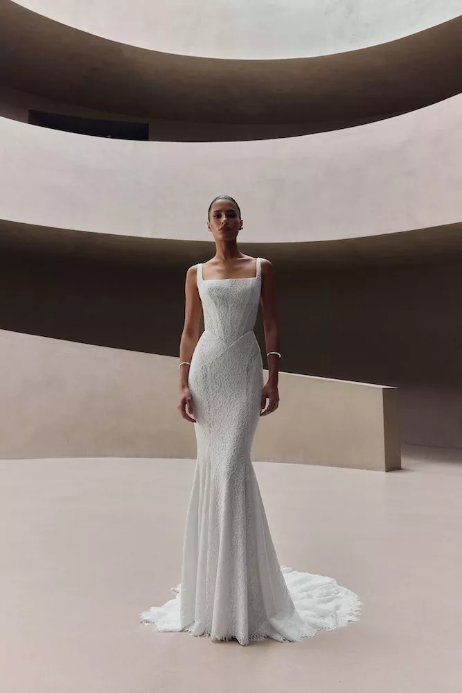 vestido-novia-luce-millanova-escotepalabradehonor-espaldacorsé-frente-sedkanovias