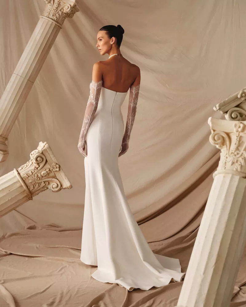 vestido-novia-medici-millanova-escotepalabradehonor-espaldarecta-sedkanovias