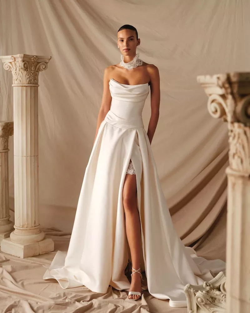 vestido-novia-ombra-millanova-escotepalabradehonor-espaldarecta-frente-sedkanovias