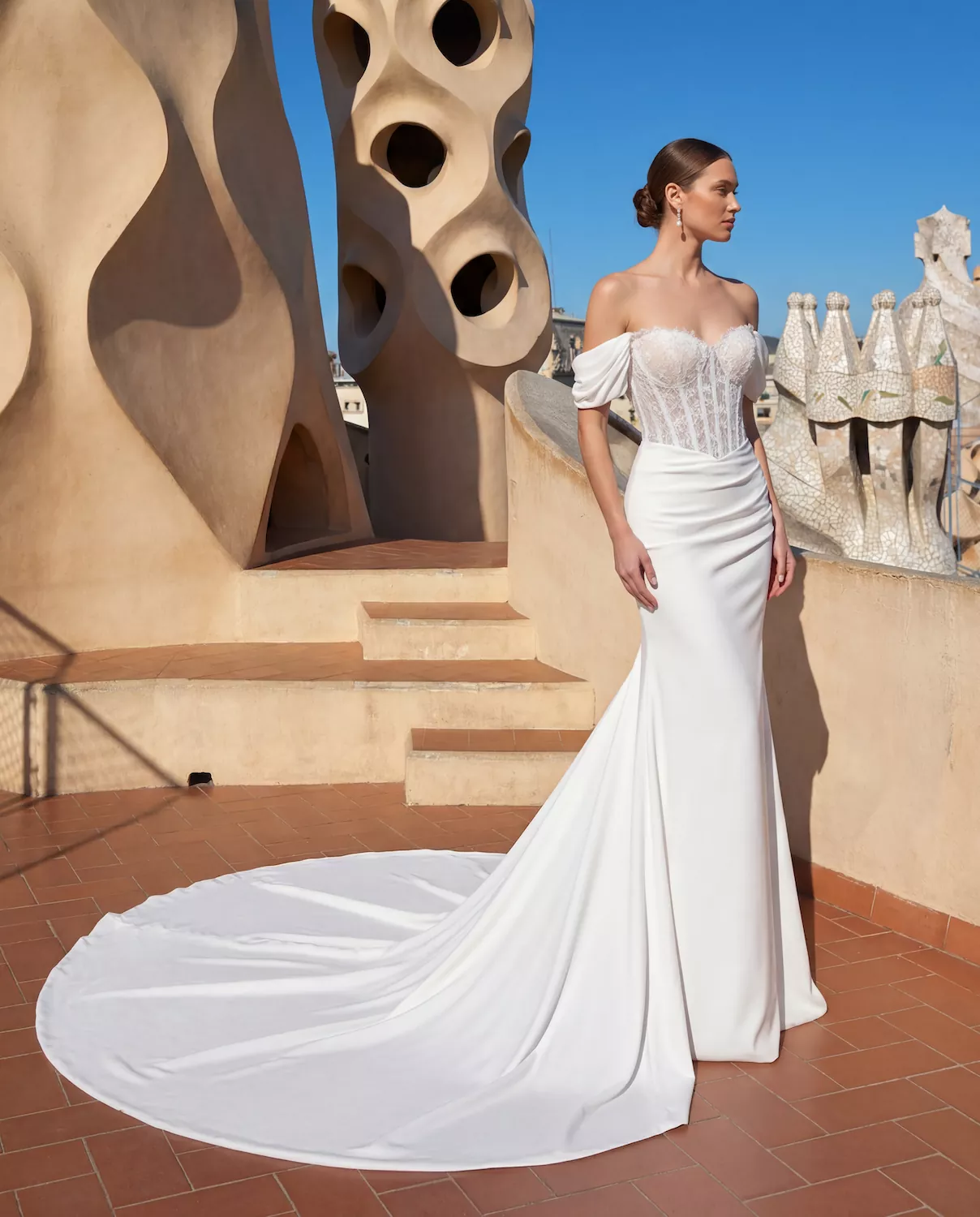 vestido-novia-pedrera-escotecorazón-espaldarecta-sedkanovias1