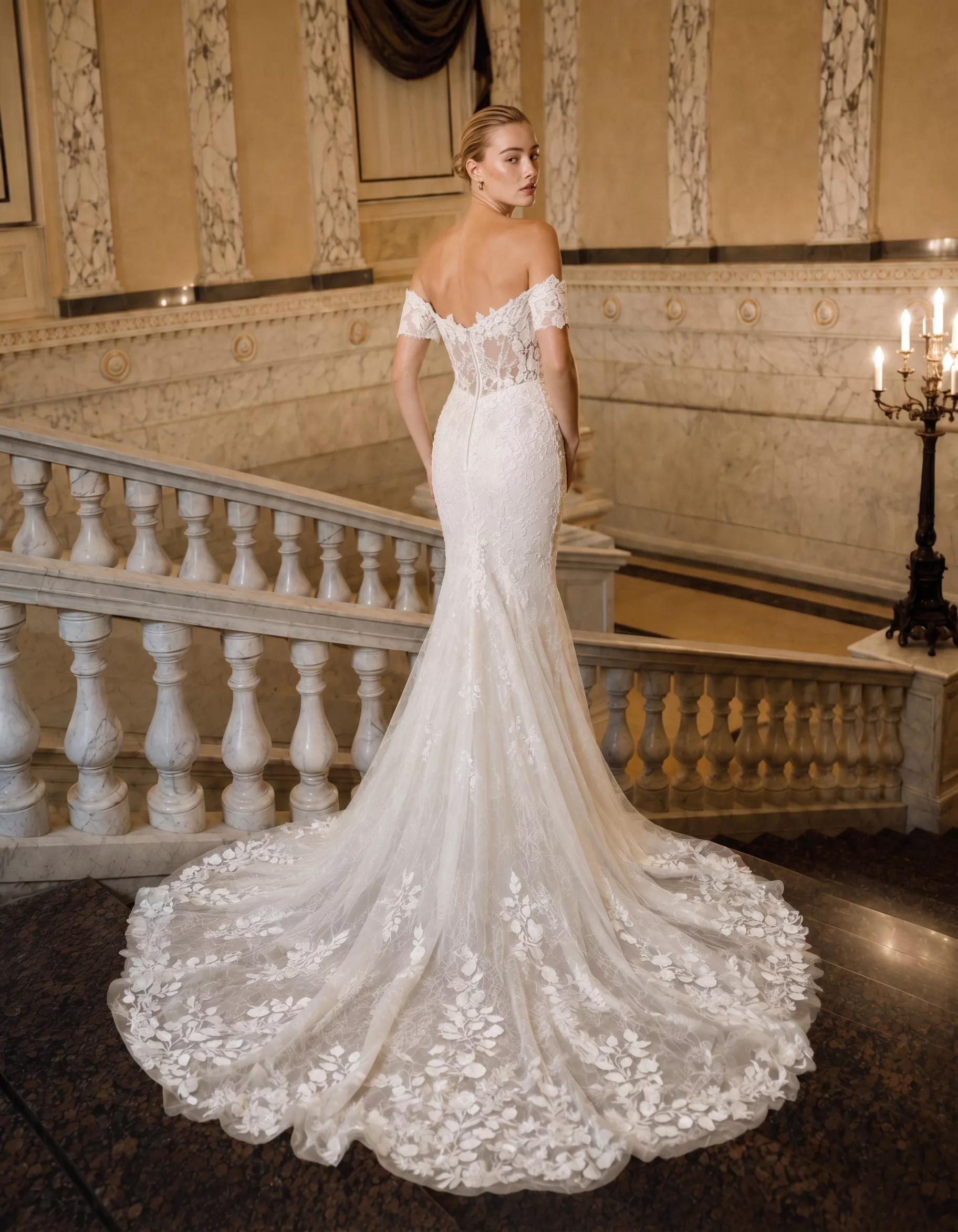 vestido-novia-sireliae-encaje-escotepalabradehonor-espaldaenu-sedkanovias