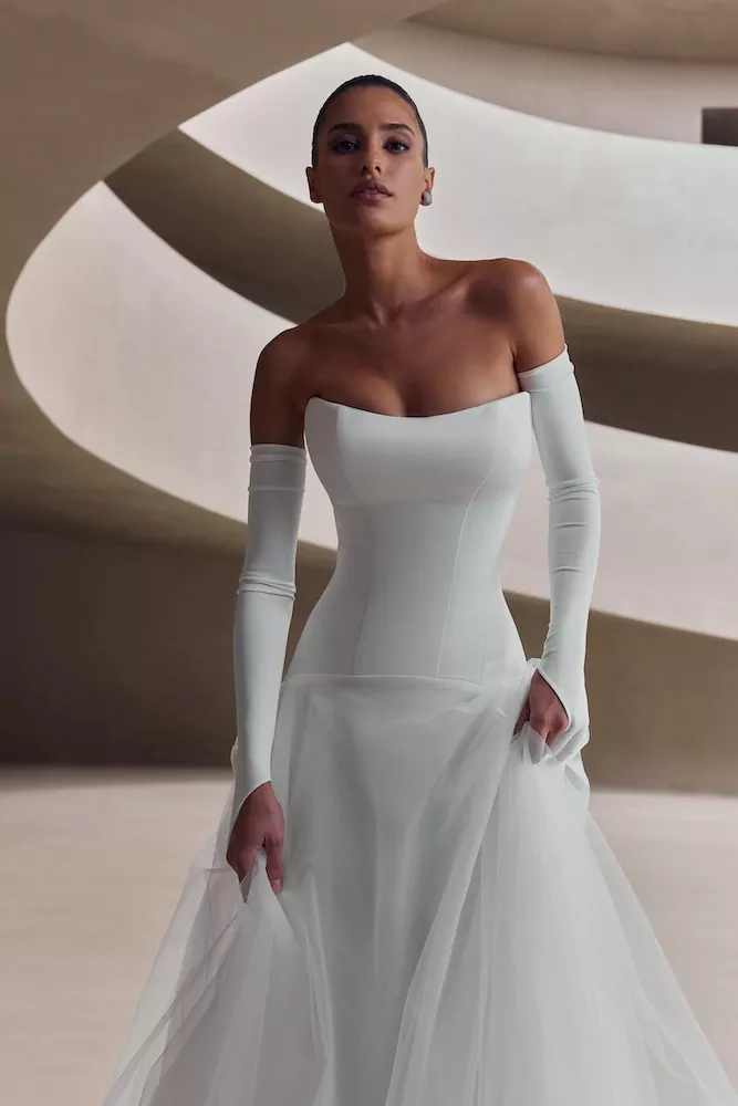 vestido-novia-virelina-millanova-escotepalabradehonor-espaldarecta-sedkanovias (1)