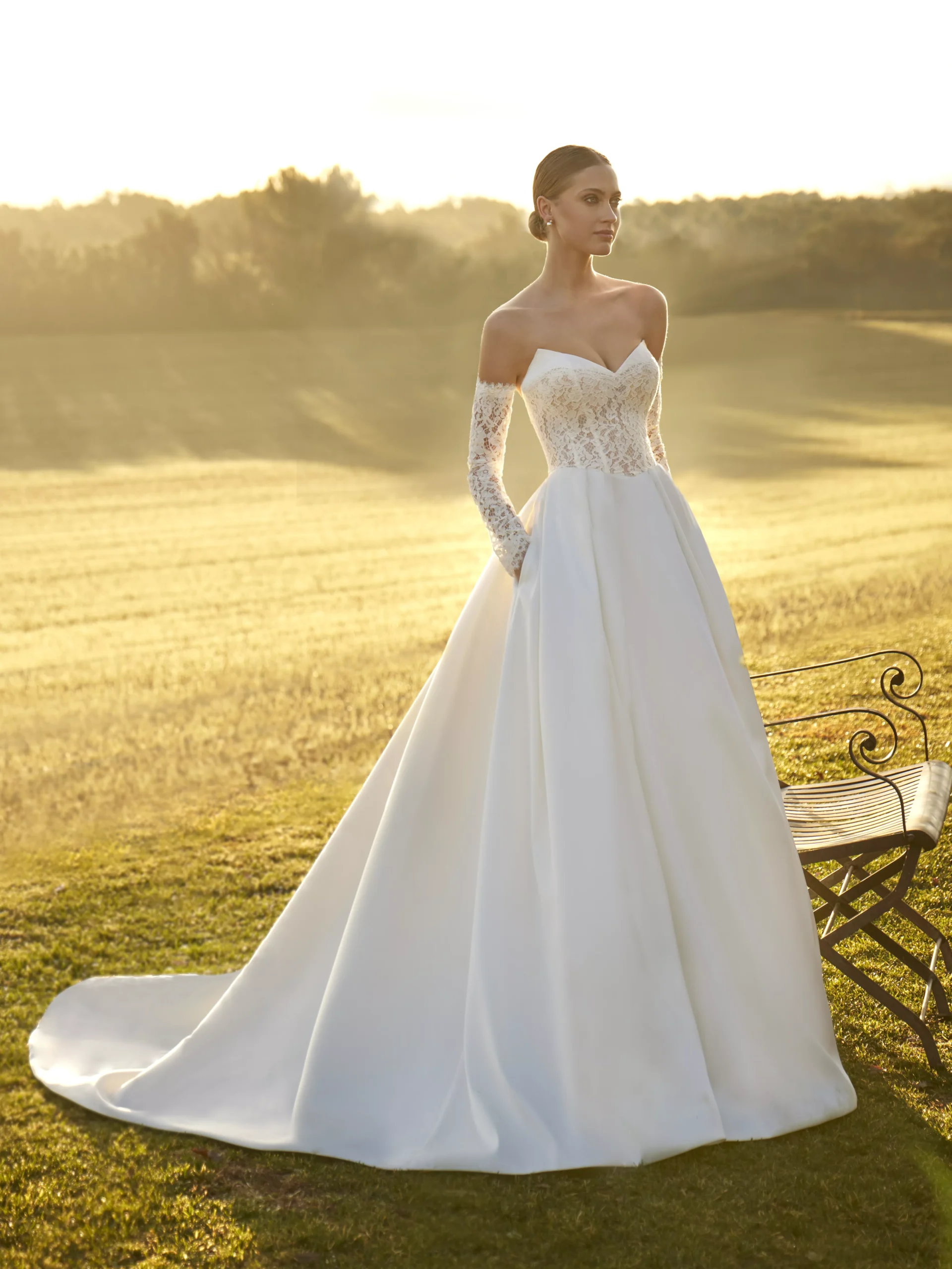 vestido-novia-anglica-whiteone-encaje-escotecorazón-espaldaenv-sedkanovias1