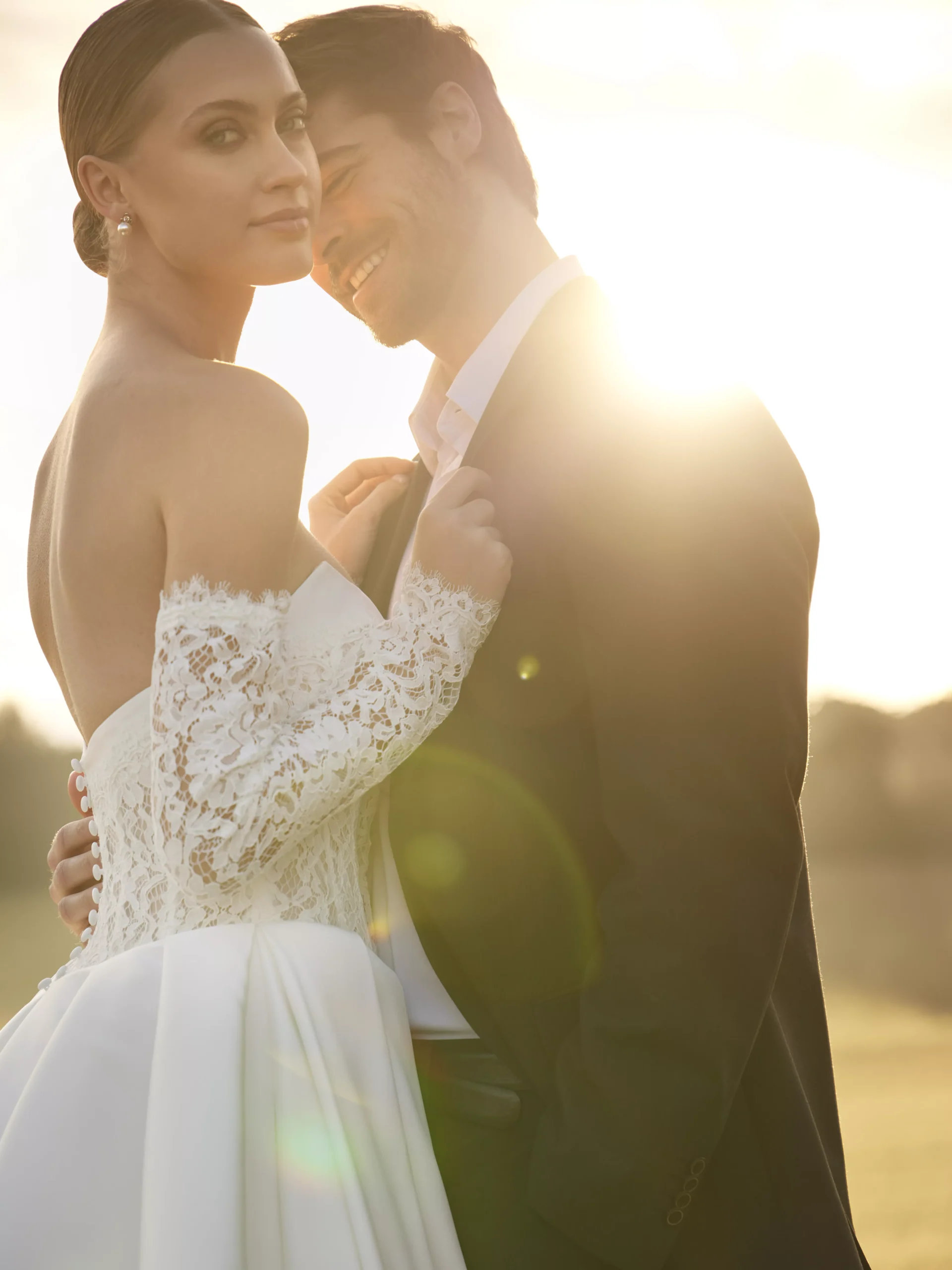 vestido-novia-anglica-whiteone-encaje-escotecorazón-espaldaenv-sedkanovias2