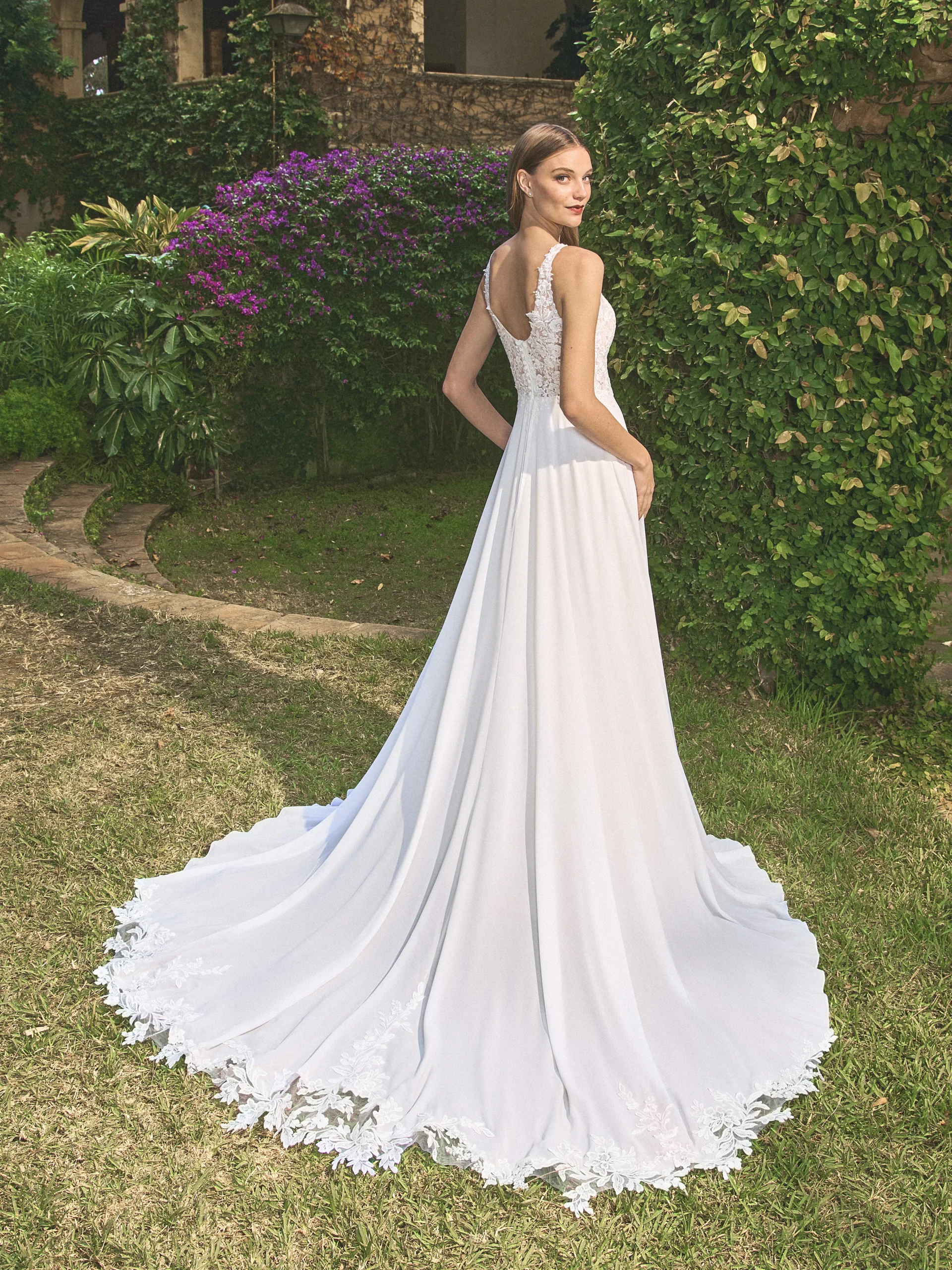 vestido-novia-bebel-whiteone-encaje-escoteenv-espaldaenv-sedkanovias2