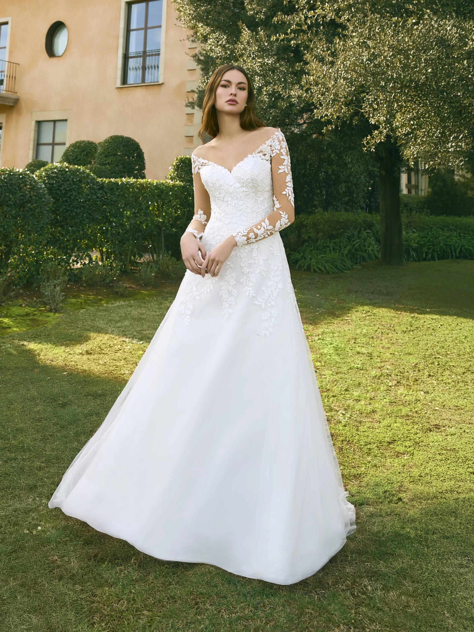 vestido-novia-creneis-whiteone-encaje-escoteenv-espaldaenv-sedkanovias1