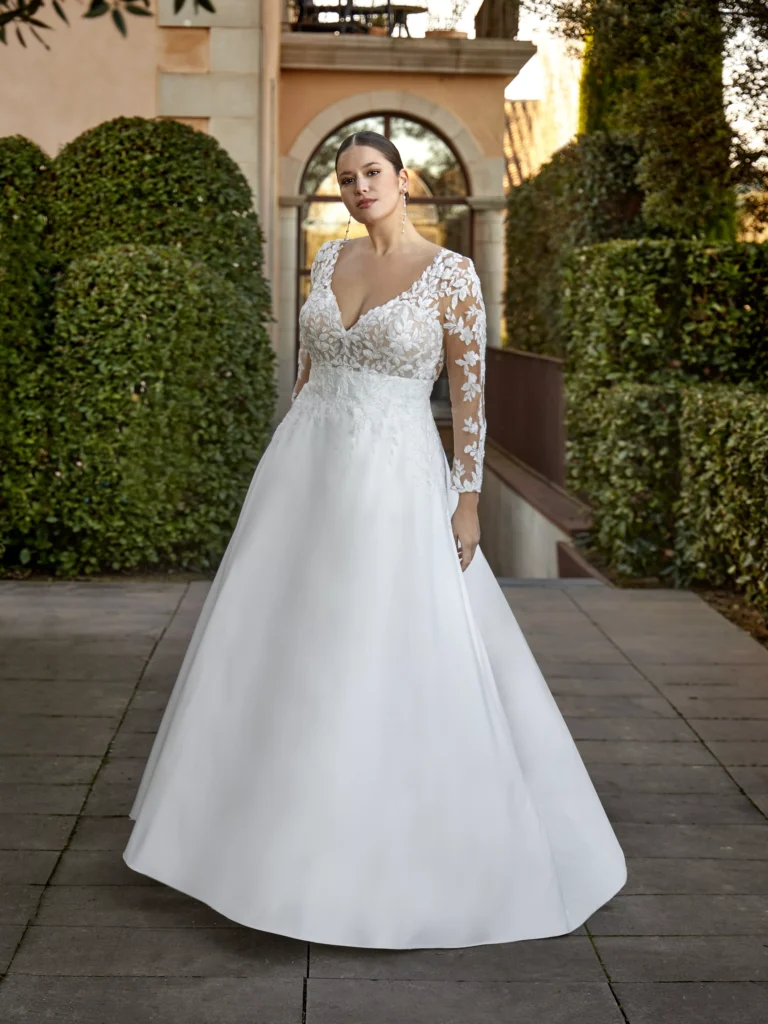 vestido-novia-kleone-whiteone-encaje-escoteenv-espaldaenv-sedkanovias1