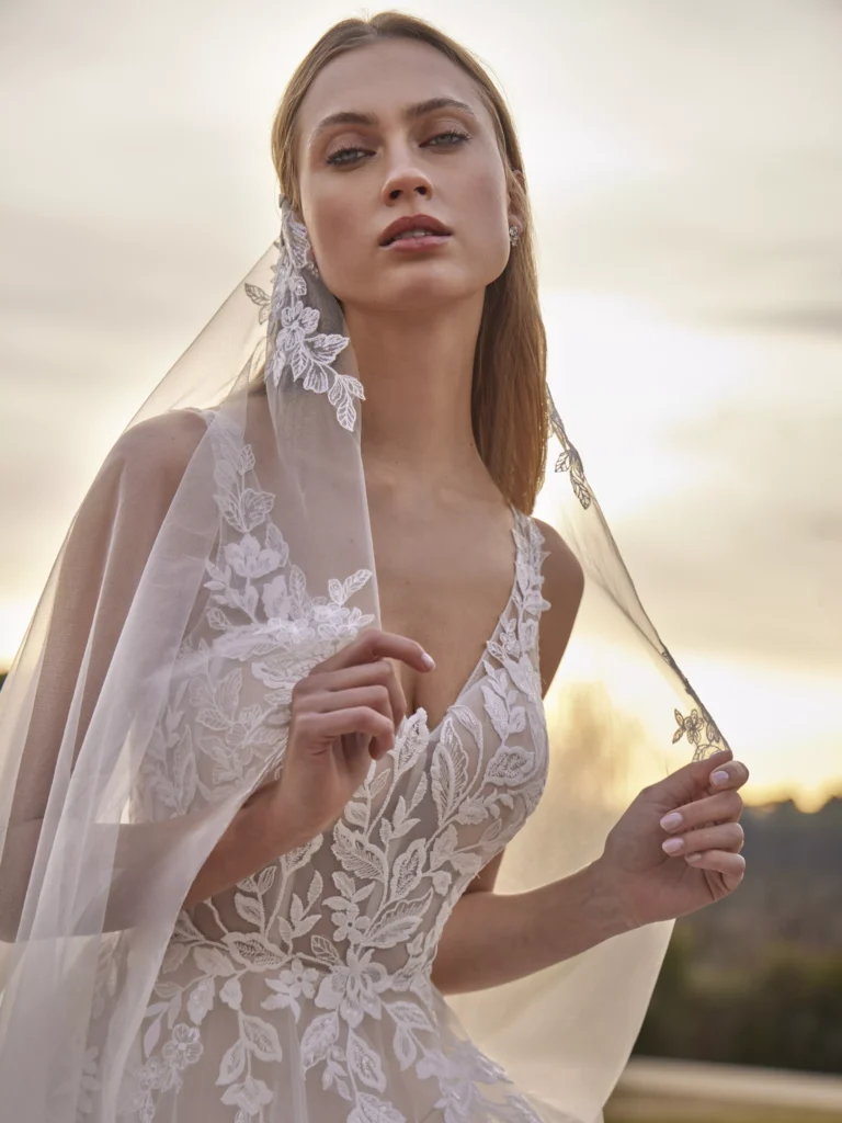 vestido-novia-lirea-whiteone-encaje-escoteenv-espaldaenv-sedkanovias4
