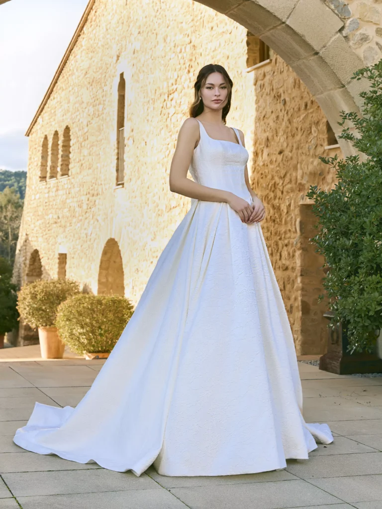 vestido-novia-pherenia-whiteone-escoterecto-espaldarecta-sedkanovias1