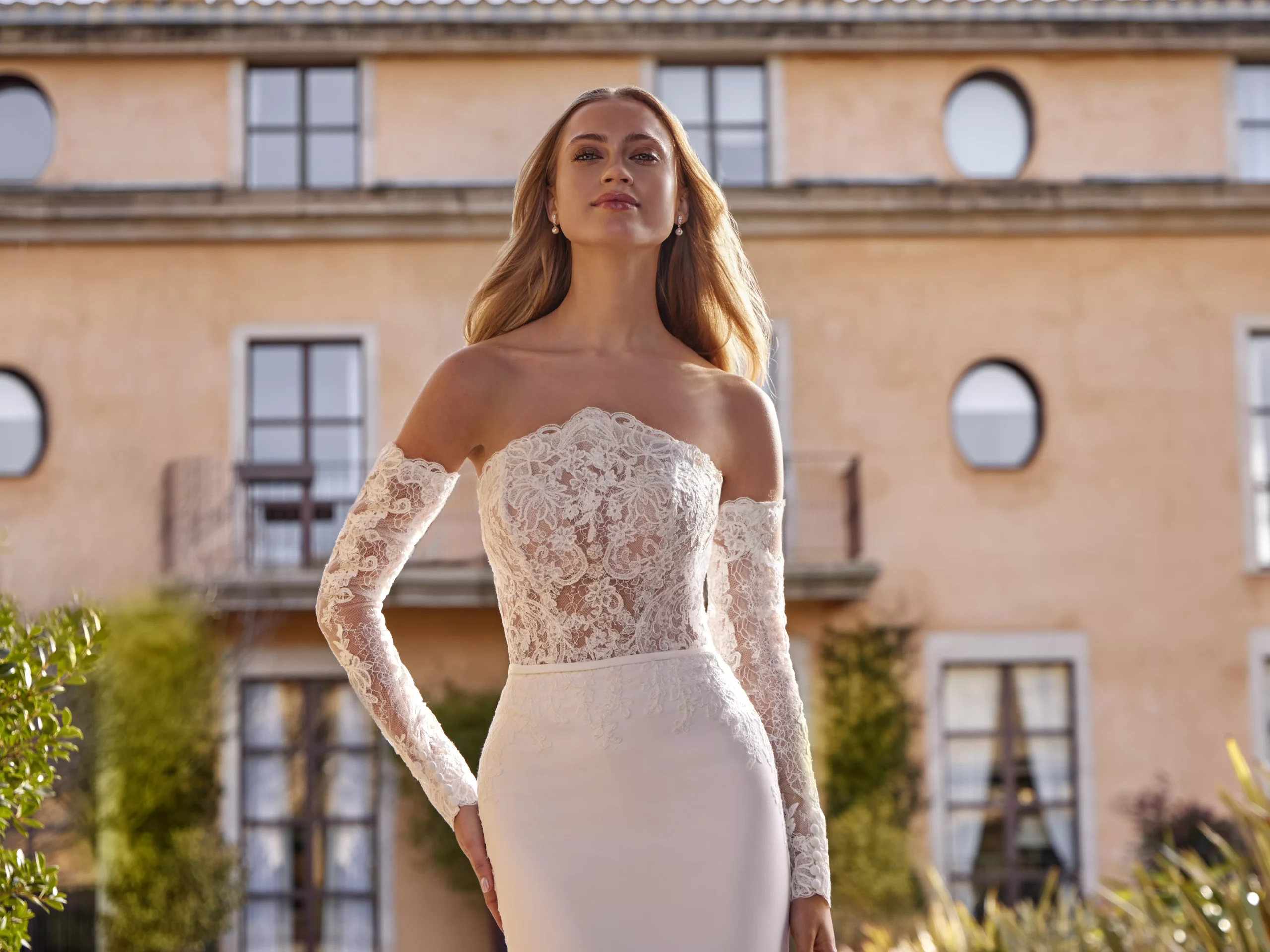 vestido-novia-saila-whiteone-escotepalabradehonor-espaldarecta-sedkanovias1
