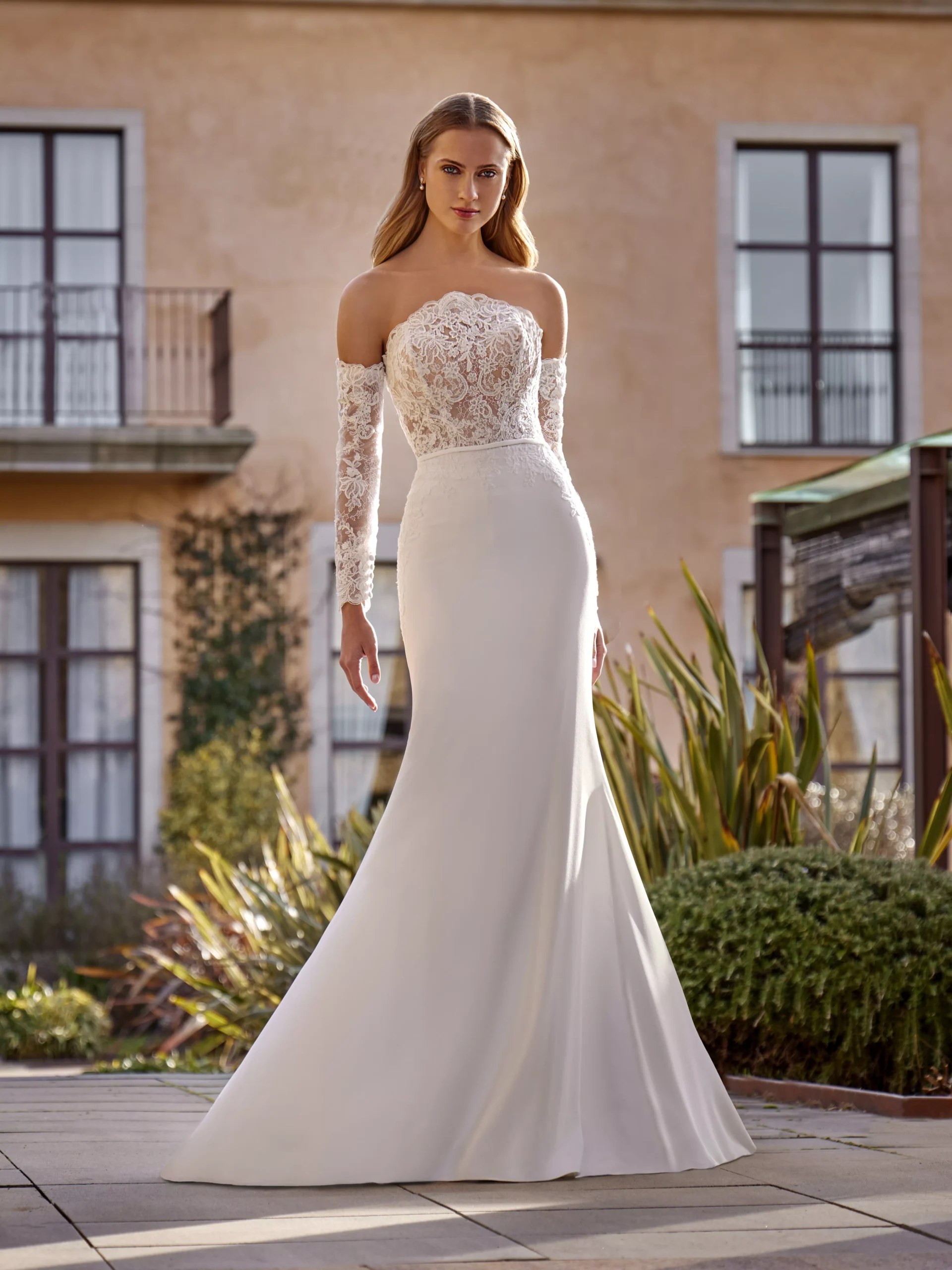 vestido-novia-saila-whiteone-escotepalabradehonor-espaldarecta-sedkanovias2